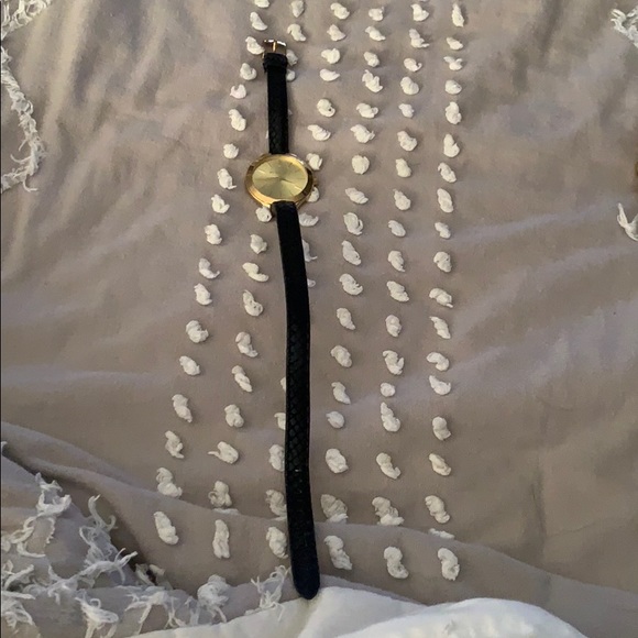 Michael Kors black wrap around wrist watch - Picture 4 of 4